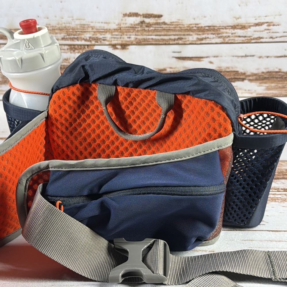 Ultimate Direction Kaviti Lumbar Hydration Pack Used, Comes W/Bottle - Picture 5 of 7